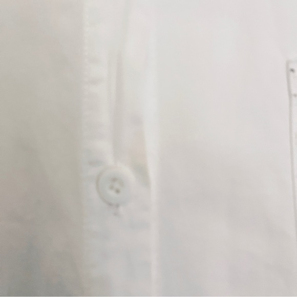 White button down women’s blouse with kitty cat wrap collar - Picture 7 of 10